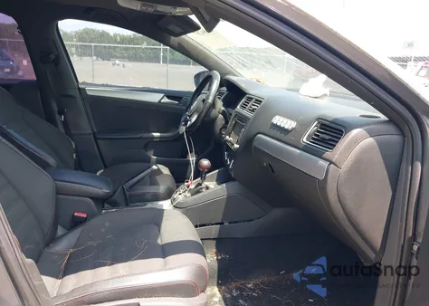 2014 Volkswagen Jetta Gli z USA, uszkodzony, nr VIN 3VW5T7AJ6EM201416